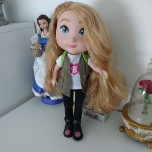 Back Pets Australia Doll with Blonde Hair and Green Vest Offers Allways Welcome